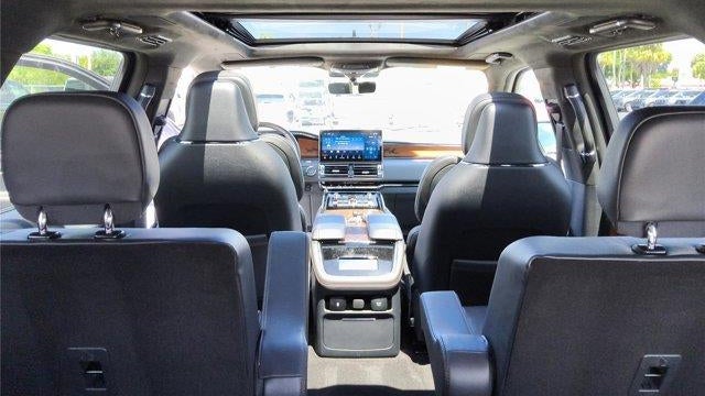 2024 Lincoln Navigator Black Label