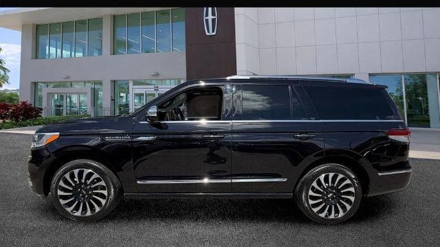 2024 Lincoln Navigator Black Label