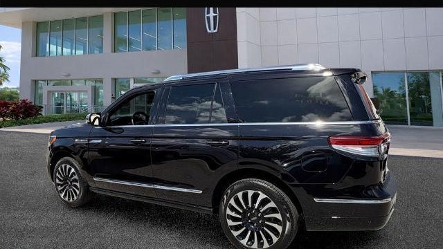 2024 Lincoln Navigator Black Label