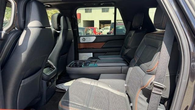 2024 Lincoln Navigator Black Label