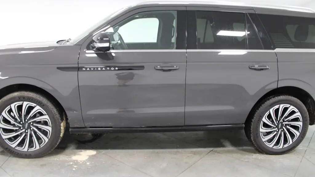 2025 Lincoln Navigator Black Label