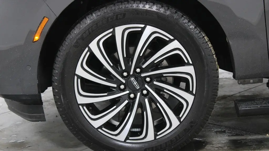 2025 Lincoln Navigator Black Label
