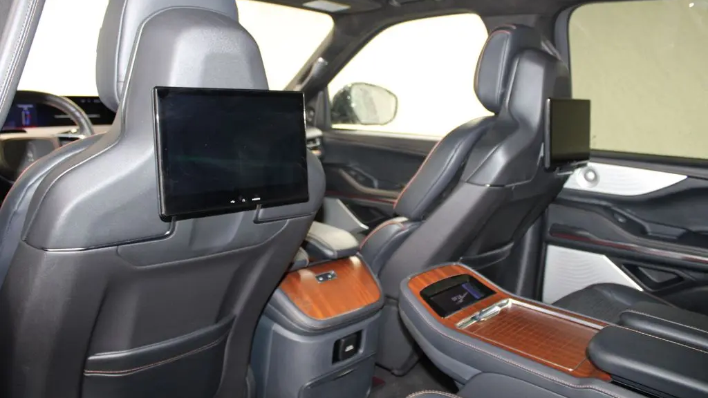 2025 Lincoln Navigator Black Label