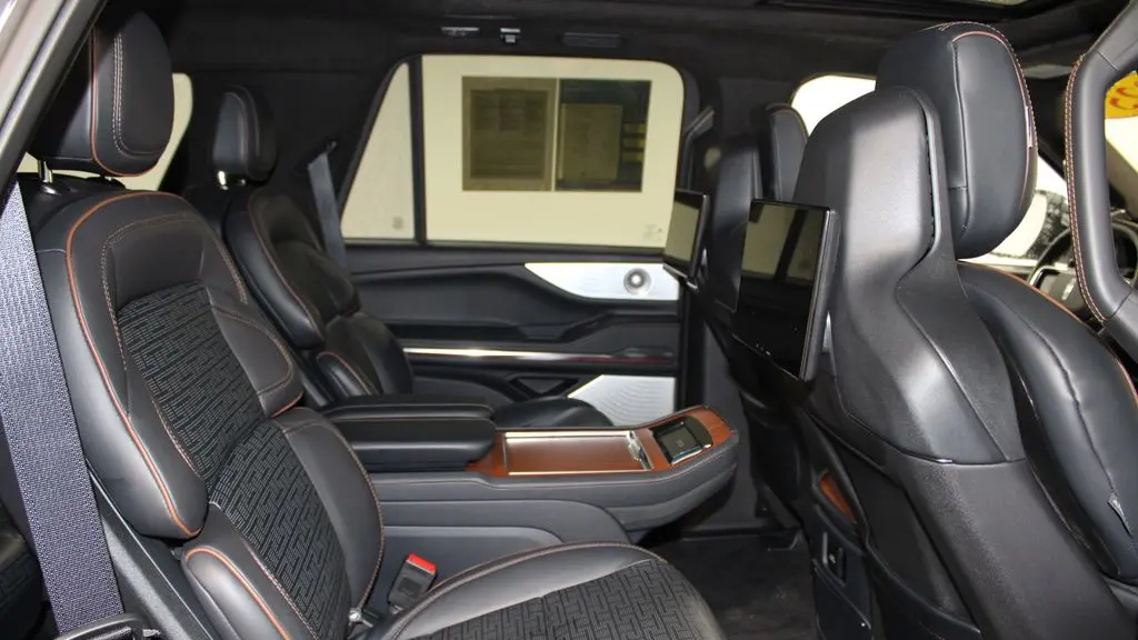 2025 Lincoln Navigator Black Label