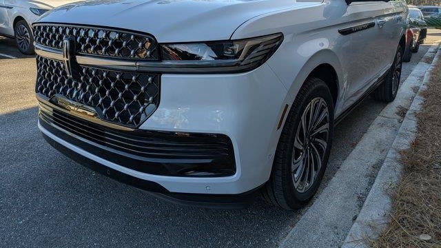 2025 Lincoln Navigator Black Label