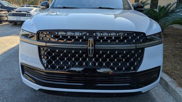2025 Lincoln Navigator Black Label