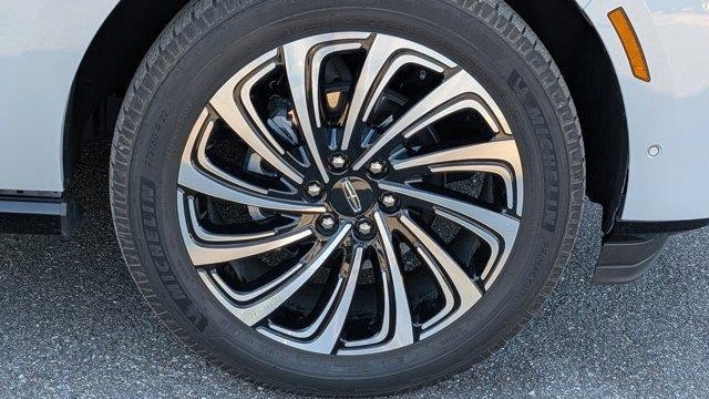 2025 Lincoln Navigator Black Label