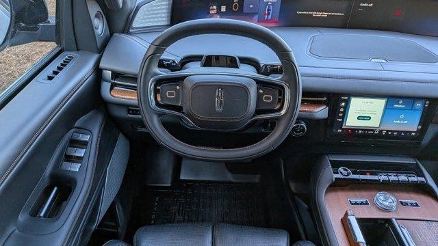 2025 Lincoln Navigator Black Label