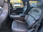 2025 Navigator Thumbnail 14