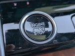 2025 Navigator Thumbnail 32