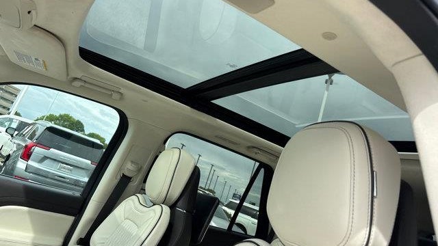 2023 Lincoln Navigator Black Label