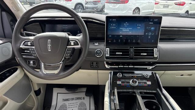 2023 Lincoln Navigator Black Label