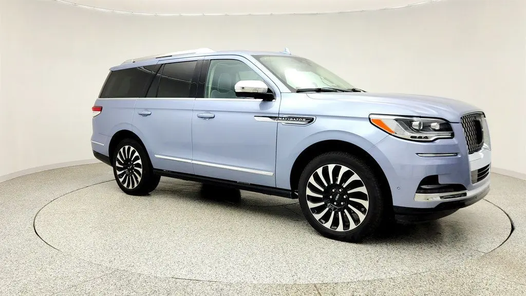 2024 Lincoln Navigator Black Label