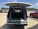 2024 Navigator Thumbnail 12