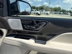 2024 Navigator Thumbnail 7