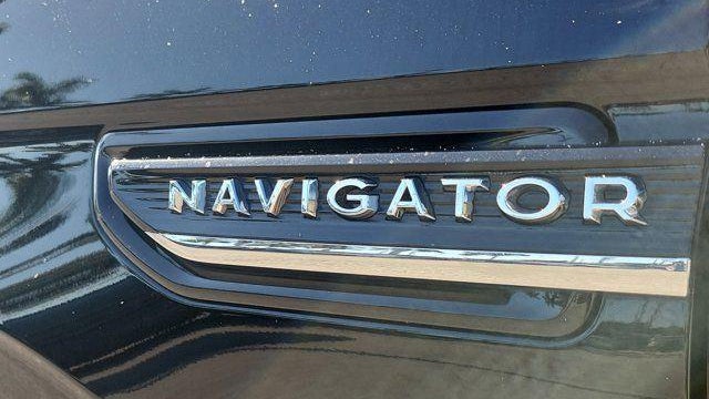 2024 Lincoln Navigator Black Label
