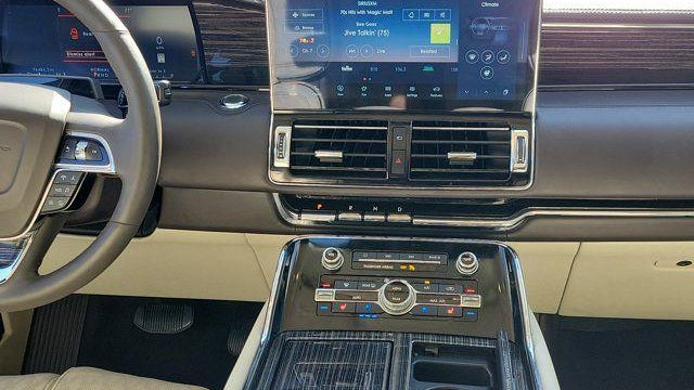 2024 Lincoln Navigator Black Label