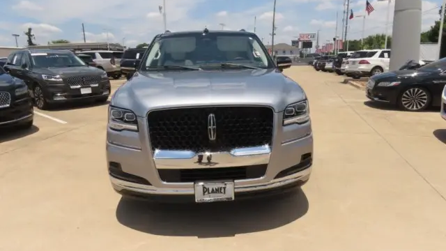 2024 Lincoln Navigator Black Label