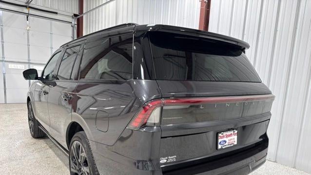 2025 Lincoln Navigator Black Label