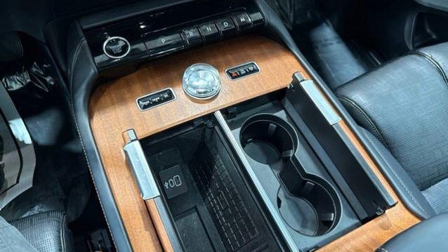 2025 Lincoln Navigator Black Label