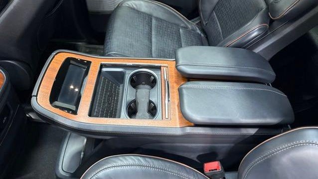 2025 Lincoln Navigator Black Label