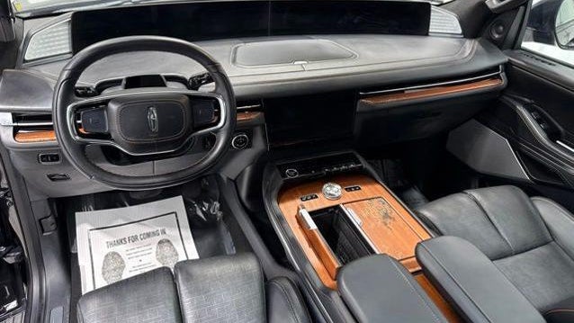 2025 Lincoln Navigator Black Label