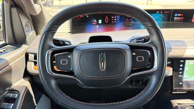 2025 Lincoln Navigator Black Label