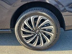 2025 Navigator Thumbnail 10