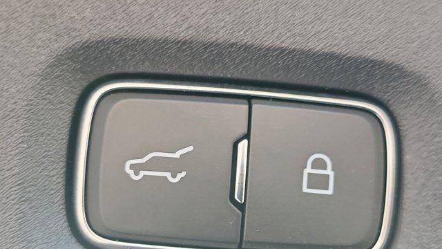2025 Lincoln Navigator Black Label