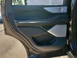 2025 Navigator Thumbnail 15