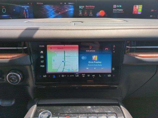2025 Lincoln Navigator - $88,888