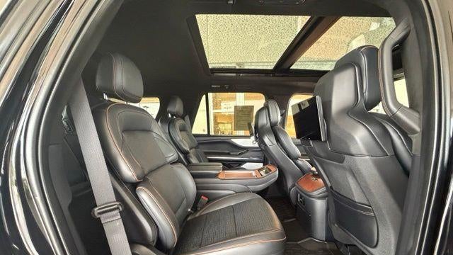 2025 Lincoln Navigator Black Label