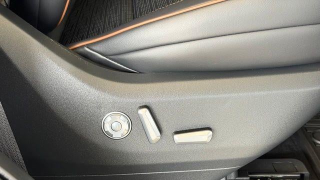 2025 Lincoln Navigator Black Label