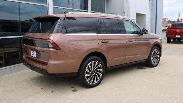 2025 Lincoln Navigator Black Label