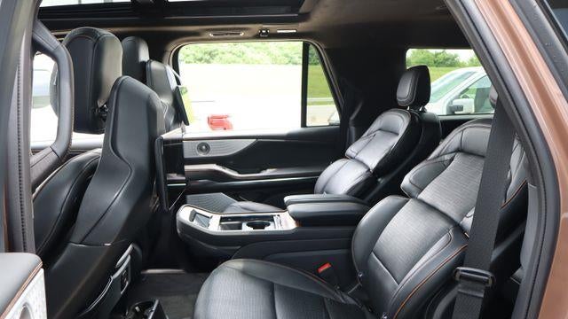 2025 Lincoln Navigator Black Label