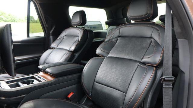 2025 Lincoln Navigator Black Label