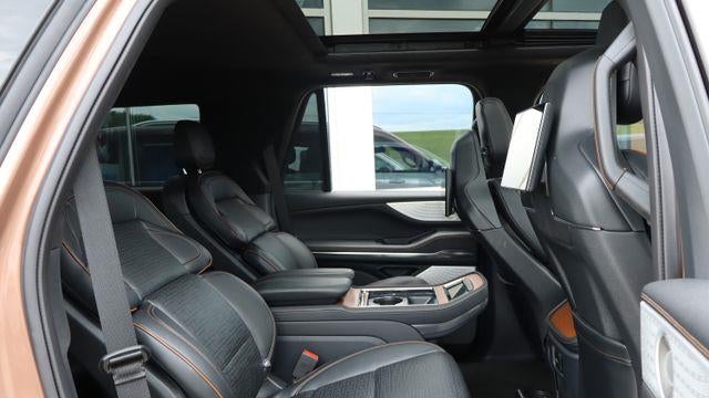 2025 Lincoln Navigator Black Label