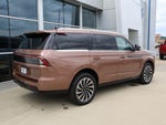 2025 Navigator Thumbnail 3