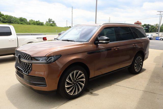 2025 Lincoln Navigator - $99,431