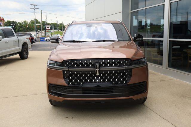 2025 Lincoln Navigator - $99,431