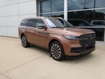 2025 Navigator Thumbnail 7