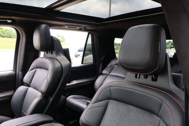 2025 Lincoln Navigator - $99,431