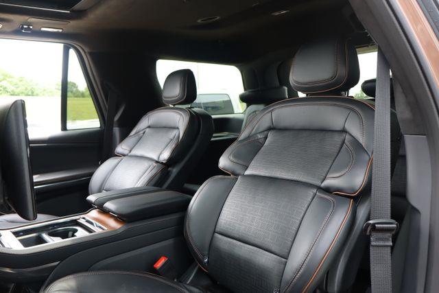 2025 Lincoln Navigator - $99,431