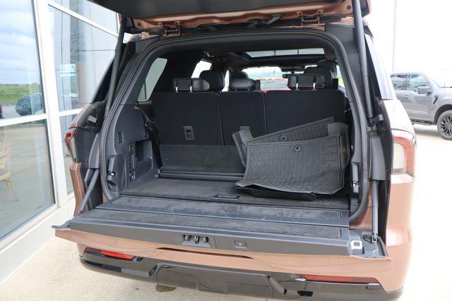 2025 Lincoln Navigator - $99,431