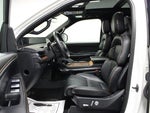 2025 Navigator Thumbnail 11