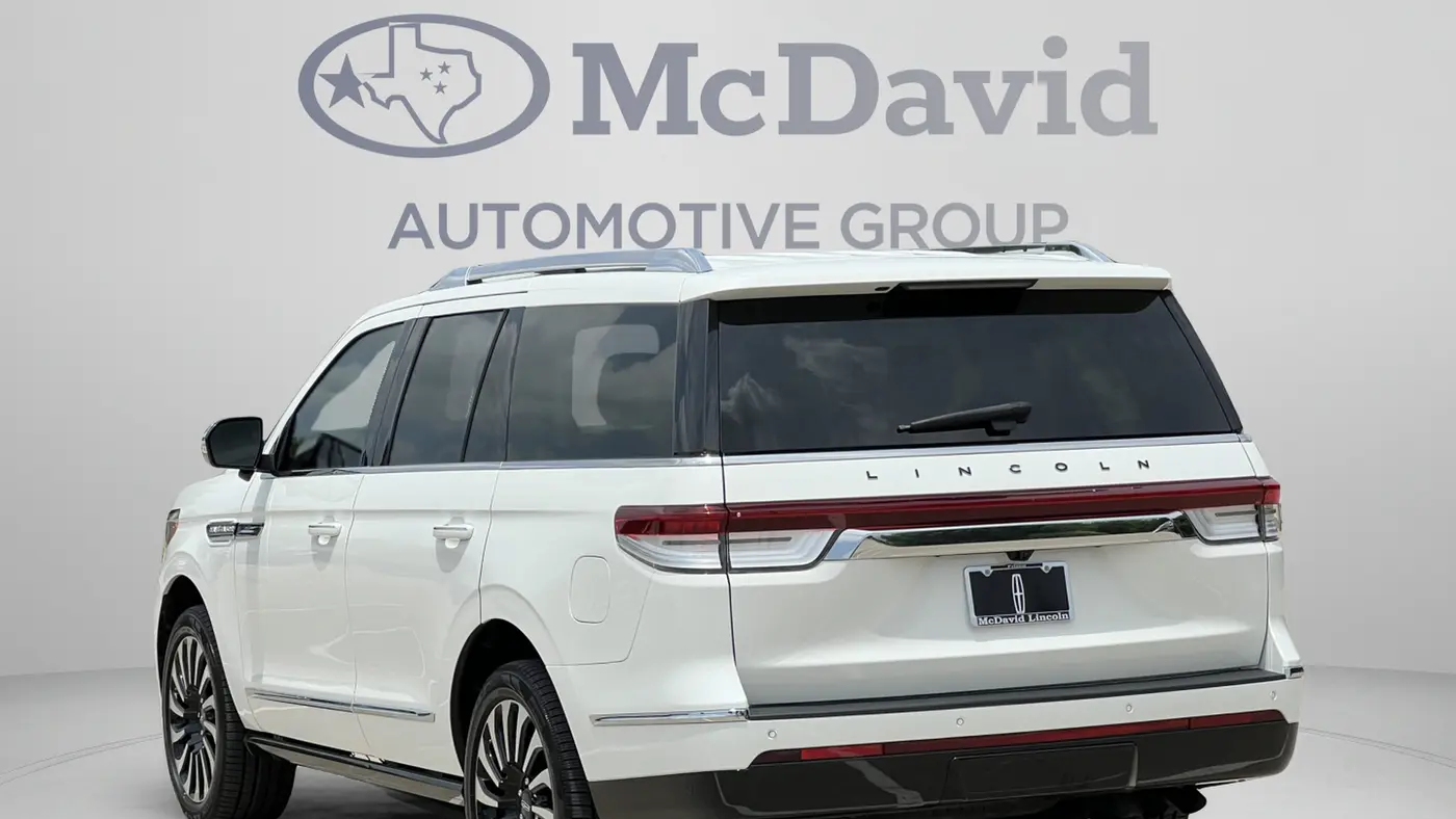 2023 Lincoln Navigator Black Label