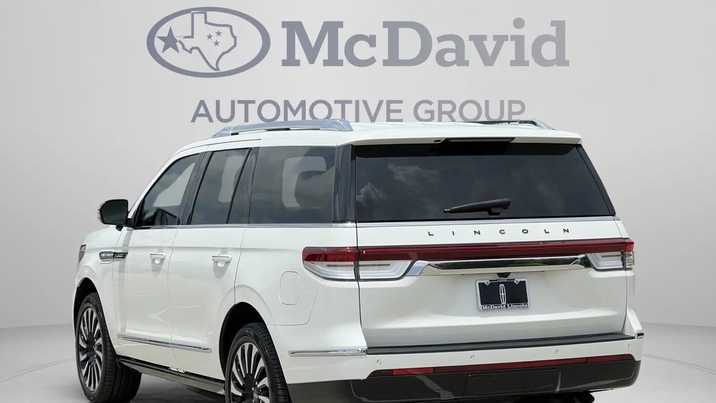 2023 Lincoln Navigator Black Label