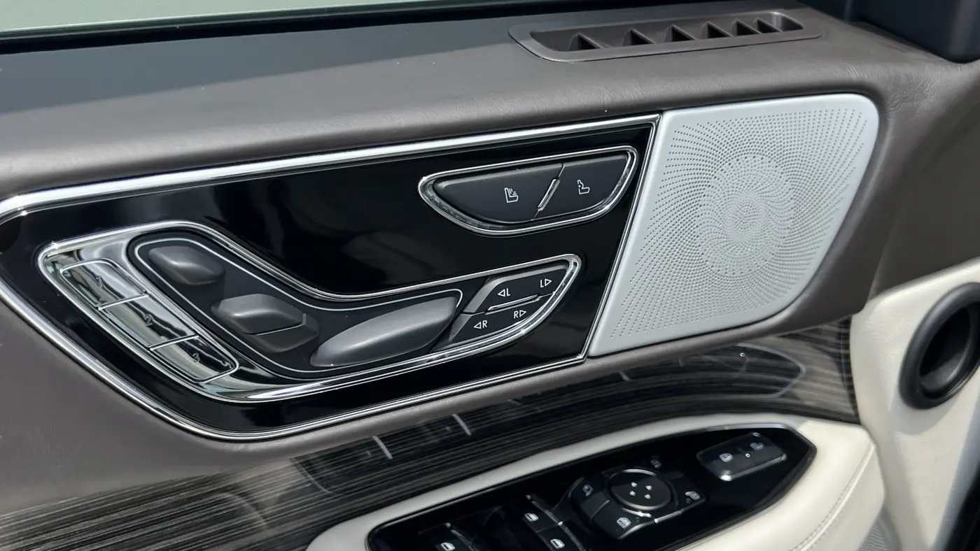 2023 Lincoln Navigator Black Label
