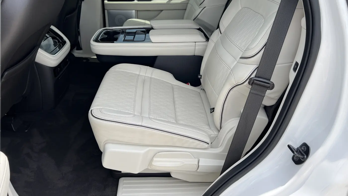 2023 Lincoln Navigator Black Label