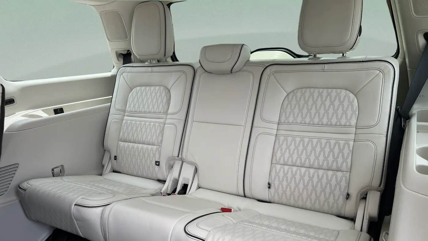 2023 Lincoln Navigator Black Label